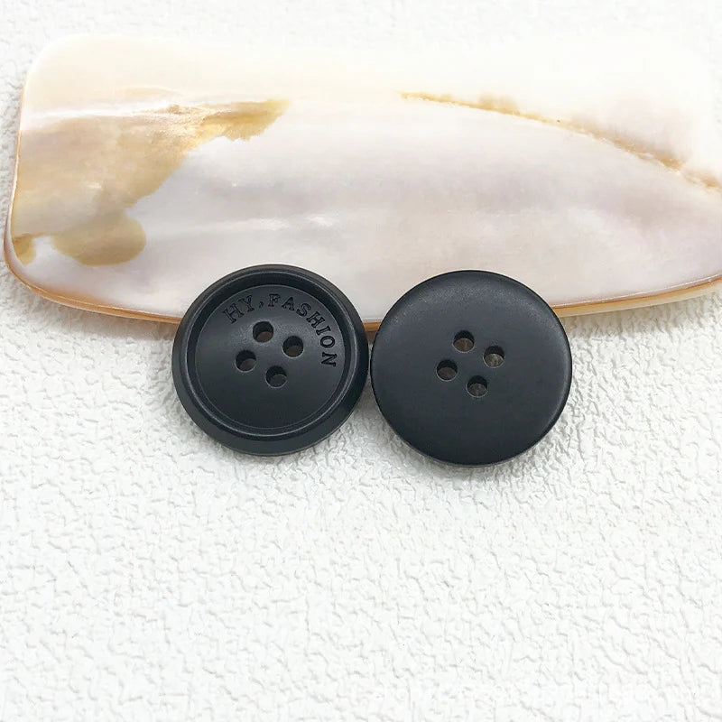 Color matte resin buttons men's and women's trench coat buttons coat buttons suit buttons four-eye buttons spot