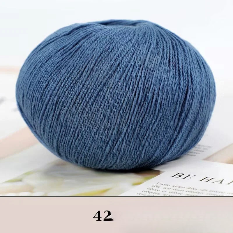 Cashmere thread, hand-woven medium and rough sweater, scarf, wool ball