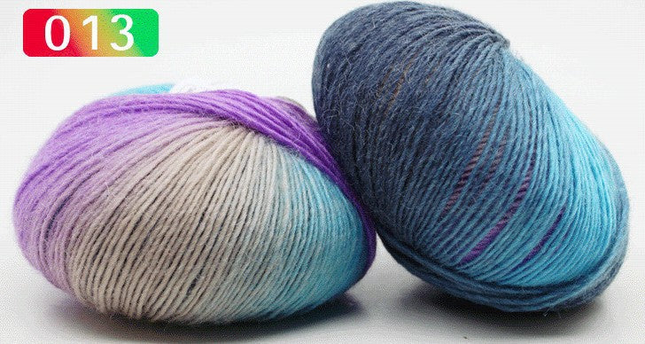 Pure wool rainbow thread long segment dyed fancy sheet music wool shawl hat thread medium fine hand woven lady wool