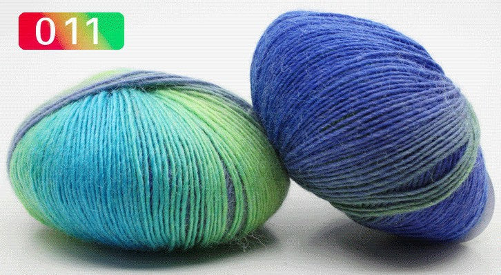Pure wool rainbow thread long segment dyed fancy sheet music wool shawl hat thread medium fine hand woven lady wool