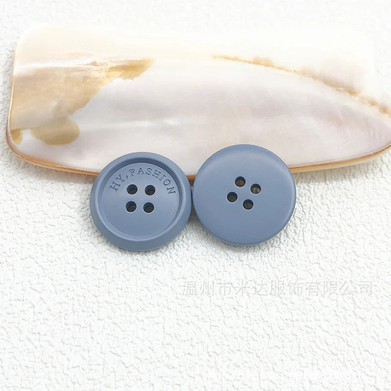 Color matte resin buttons men's and women's trench coat buttons coat buttons suit buttons four-eye buttons spot