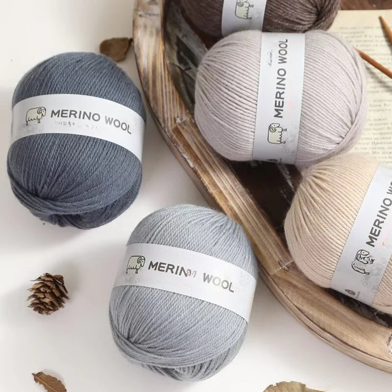 Medium and coarse wool thread hand-woven multiple strands 50g hand-DIY knitted sweater scarf material wool ball