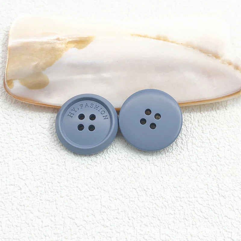 Color matte resin buttons men's and women's trench coat buttons coat buttons suit buttons four-eye buttons spot