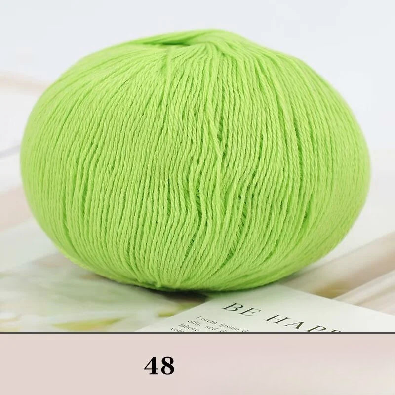 Cashmere thread, hand-woven medium and rough sweater, scarf, wool ball