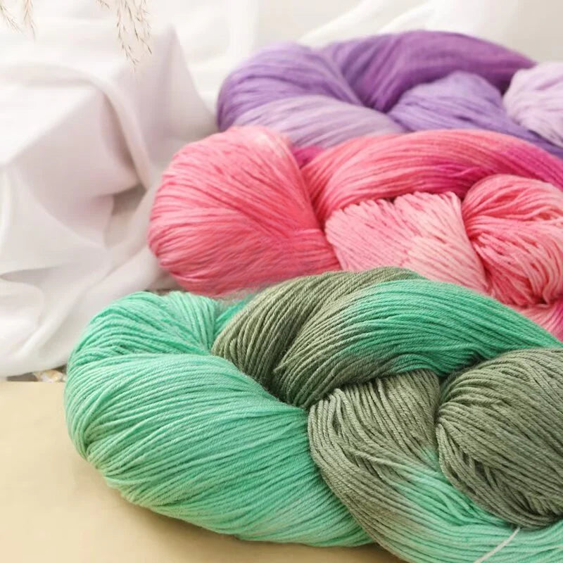 Hand dye gradual change wool line segment dye wool line segment dye gradual change scarf sweater hat hand woven thread