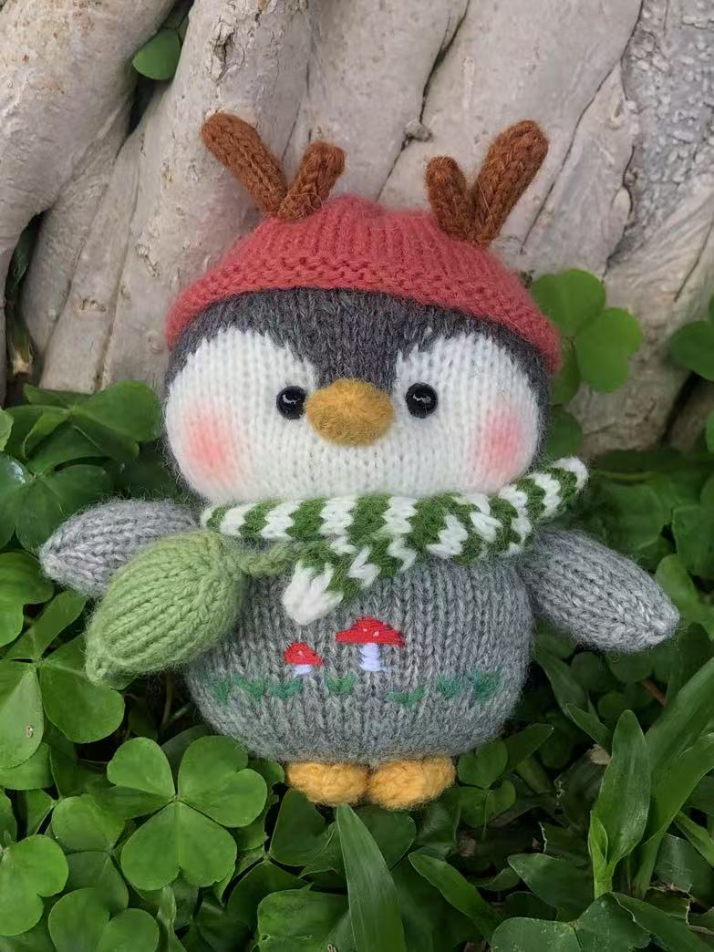 Handmade  knit  Soft  toys   Clothed Cute Penguin Stuffed Animal in Dress handmade toy