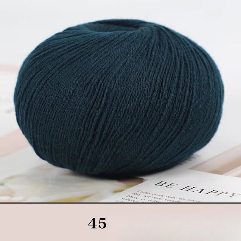 Cashmere thread, hand-woven medium and rough sweater, scarf, wool ball