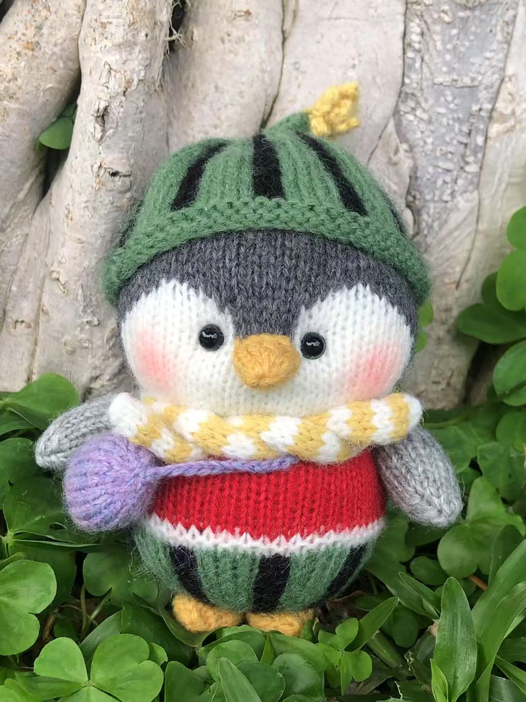 Handmade  knit  Soft  toys   Clothed Cute Penguin Stuffed Animal in Dress handmade toy