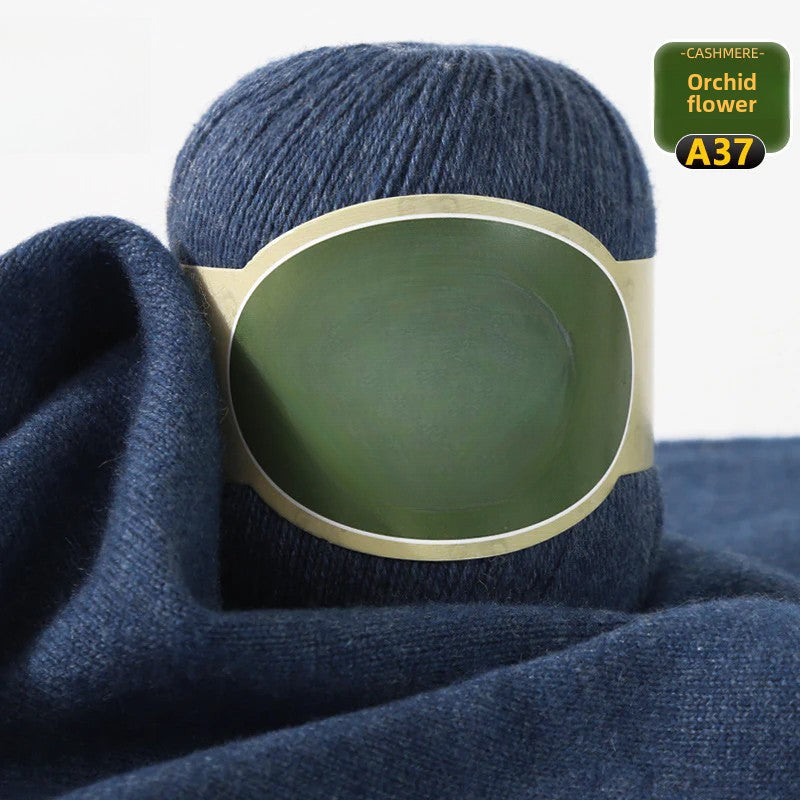 Four strands of cashmere thread hand-woven woven thread unmarked hand-woven scarf thread 100 pure cashmere thread
